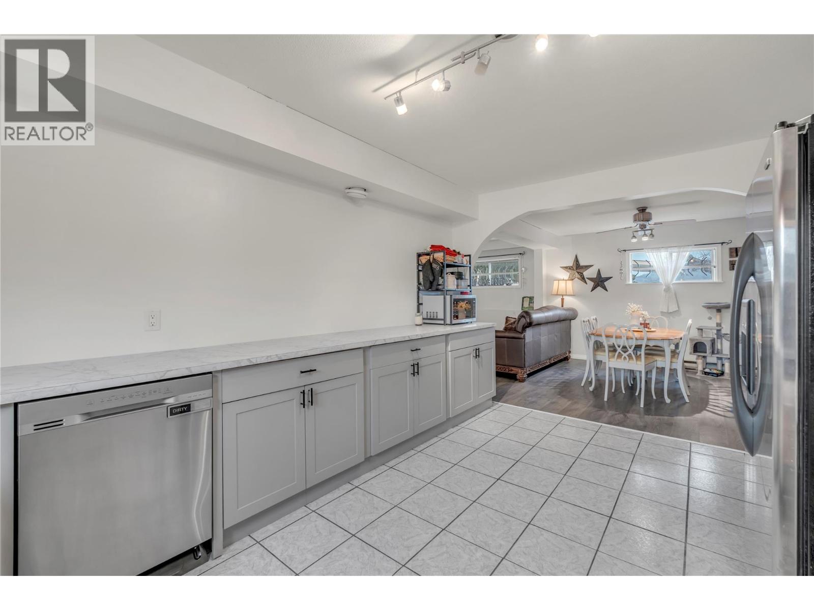 386 Road 11 Road, Oliver, British Columbia V0H 1T1 - Photo 44 - 10400587