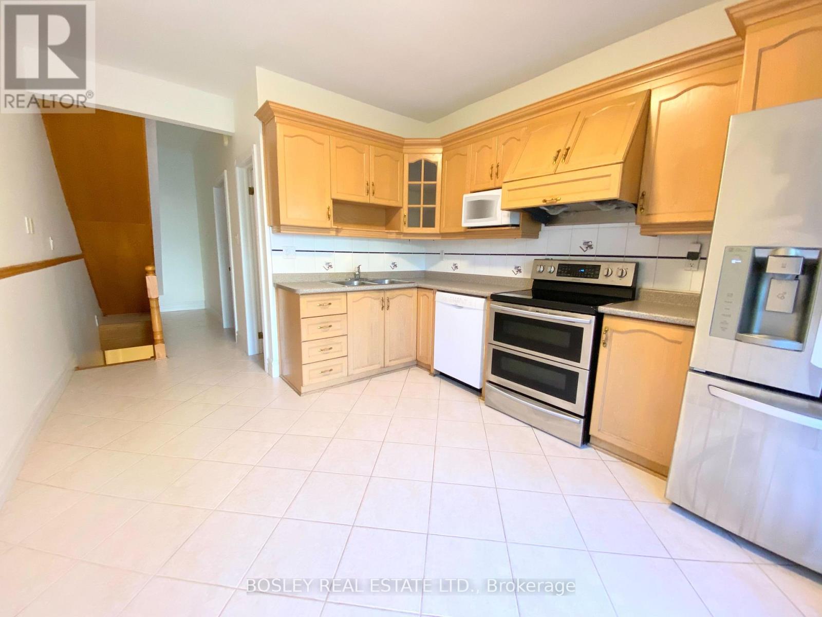 Main - 260 Ossington Avenue, Toronto, Ontario  M6J 3A2 - Photo 4 - C13782108