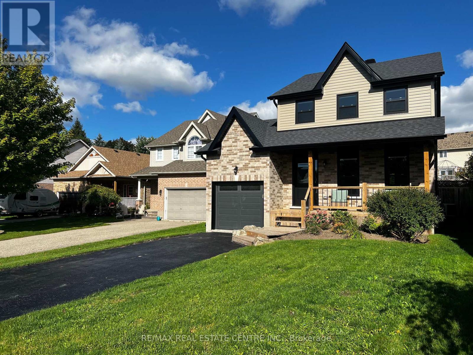 716 Russel Court, Shelburne, Ontario  L9V 3P4 - Photo 3 - X13693380