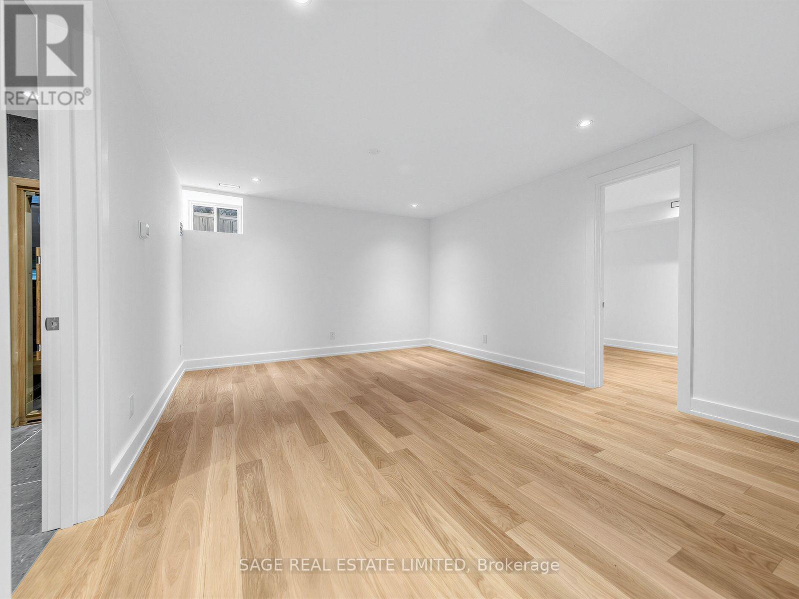 2 Addison Crescent, Toronto, Ontario  M3B 1K8 - Photo 42 - C13782388