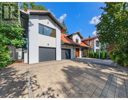 2 ADDISON CRESCENT, Toronto, Ontario