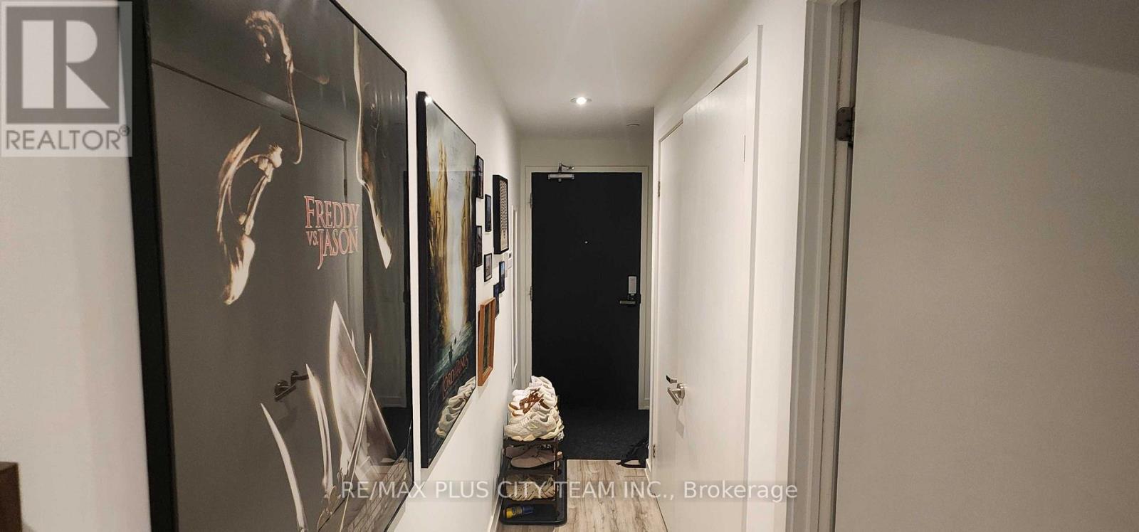 2210 - 77 Shuter Street, Toronto, Ontario  M5B 0B8 - Photo 11 - C13782390