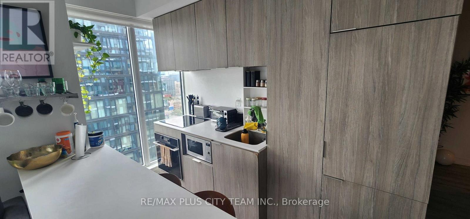 2210 - 77 Shuter Street, Toronto, Ontario  M5B 0B8 - Photo 4 - C13782390