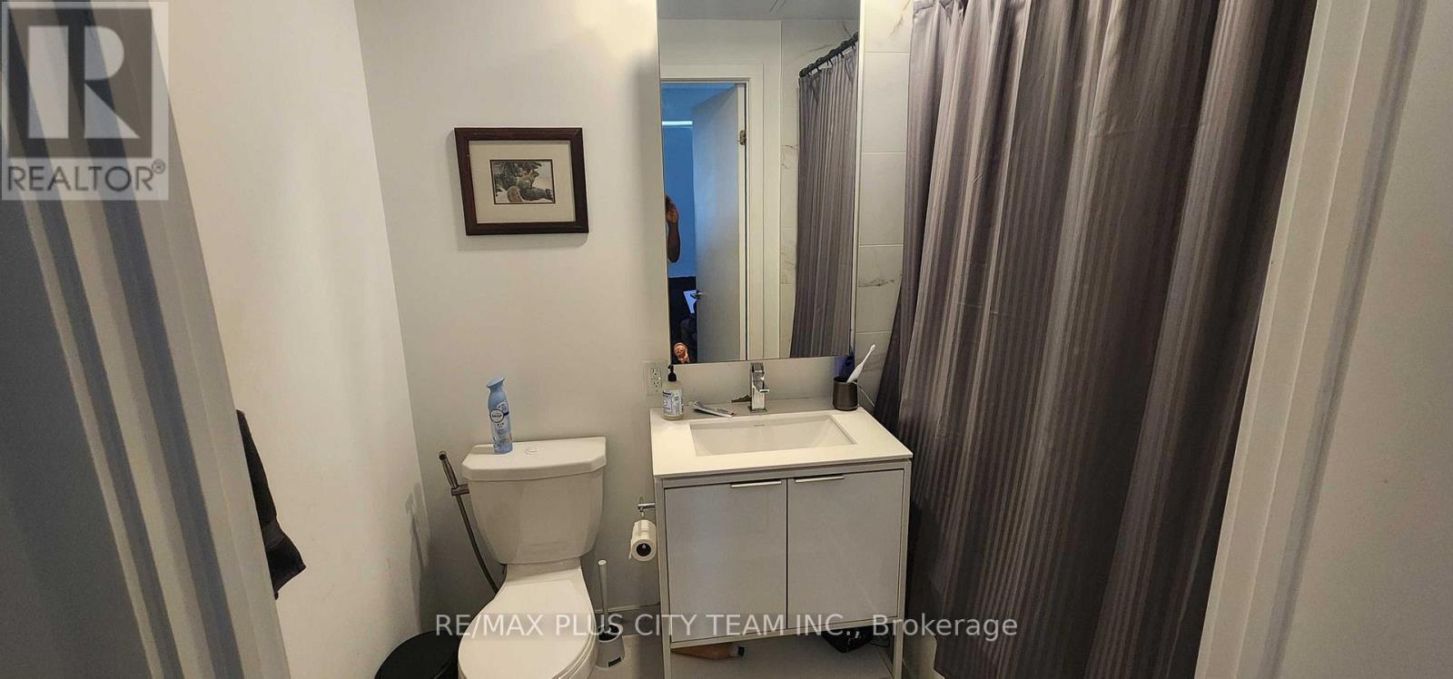 2210 - 77 Shuter Street, Toronto, Ontario  M5B 0B8 - Photo 6 - C13782390