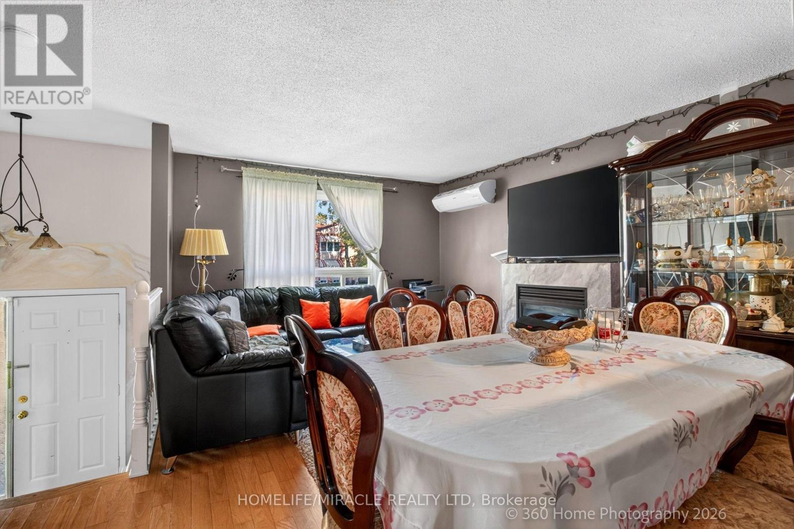 130 Londonderry Street, Oshawa, Ontario  L1J 6Z3 - Photo 9 - E13782480