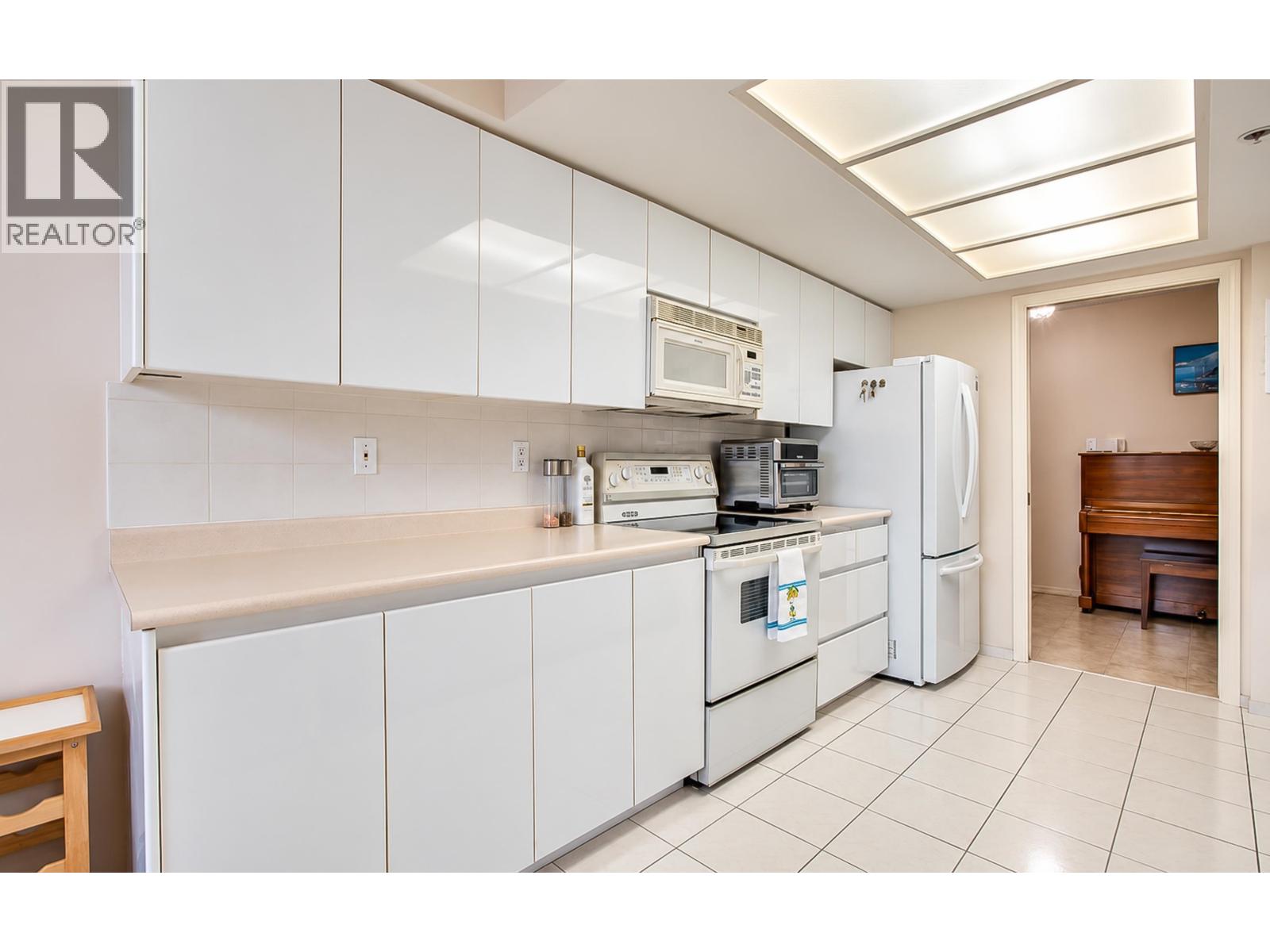 1703 1190 Pipeline Road, Coquitlam, British Columbia  V3B 7T9 - Photo 11 - R3165036