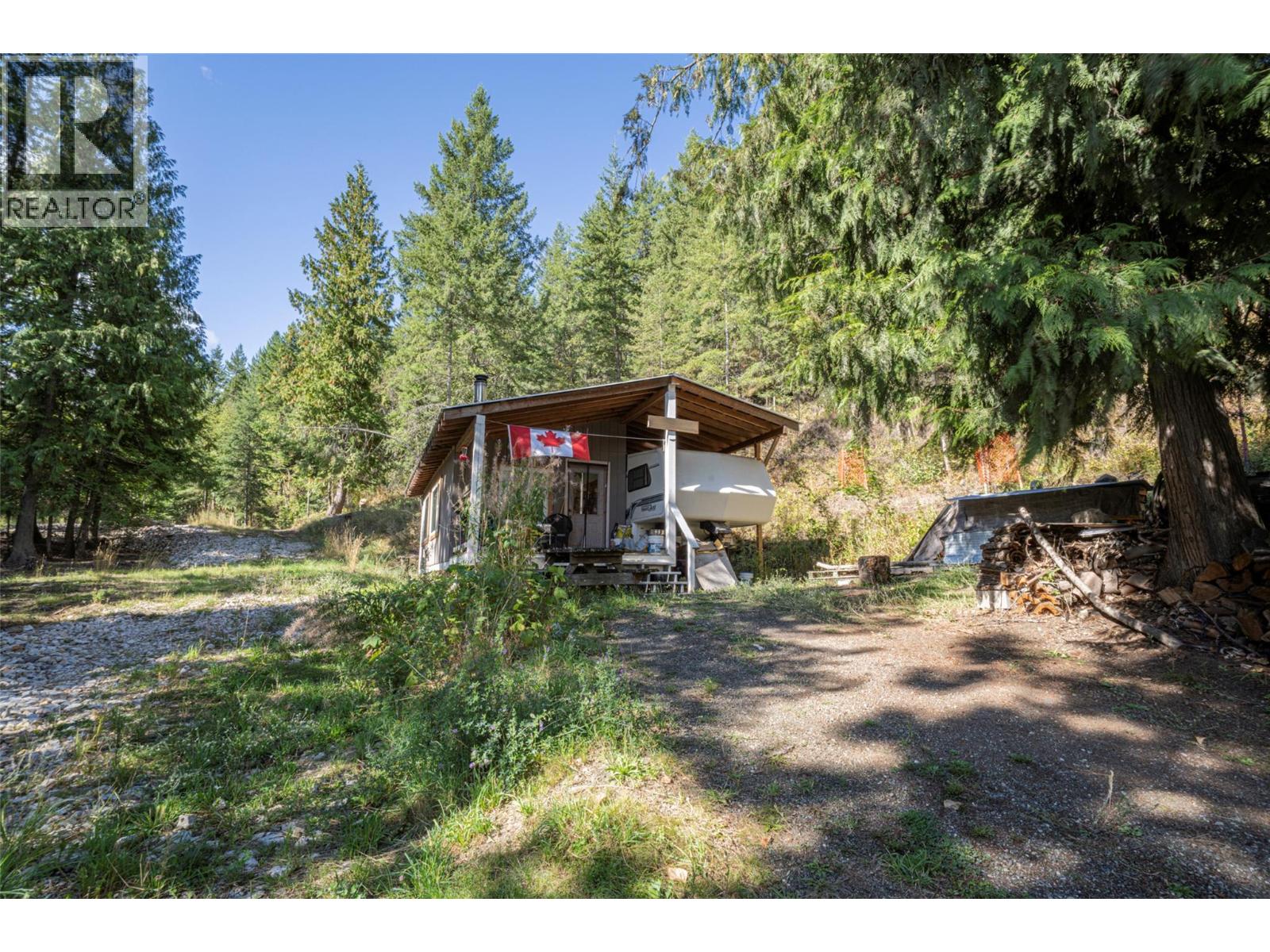1021 Creighton Valley Road, Lumby, British Columbia  V0E 2G1 - Photo 27 - 10400530