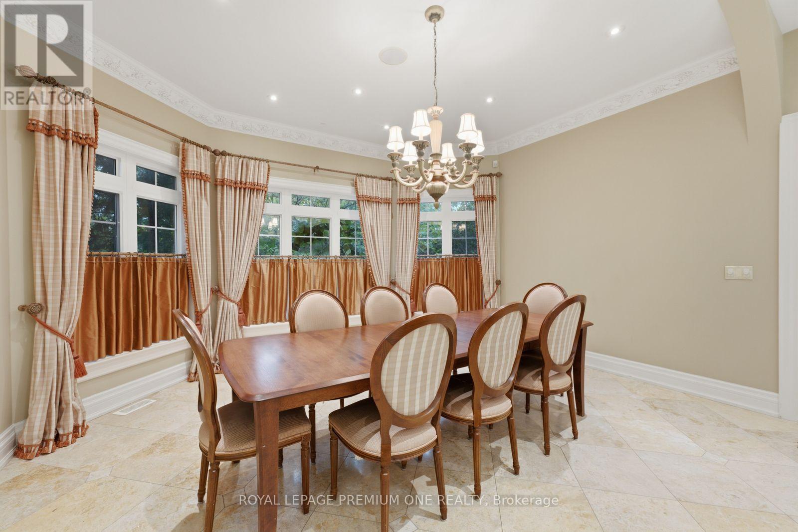 36 Northfield Court, Vaughan, Ontario  L0J 1C0 - Photo 16 - N13782136