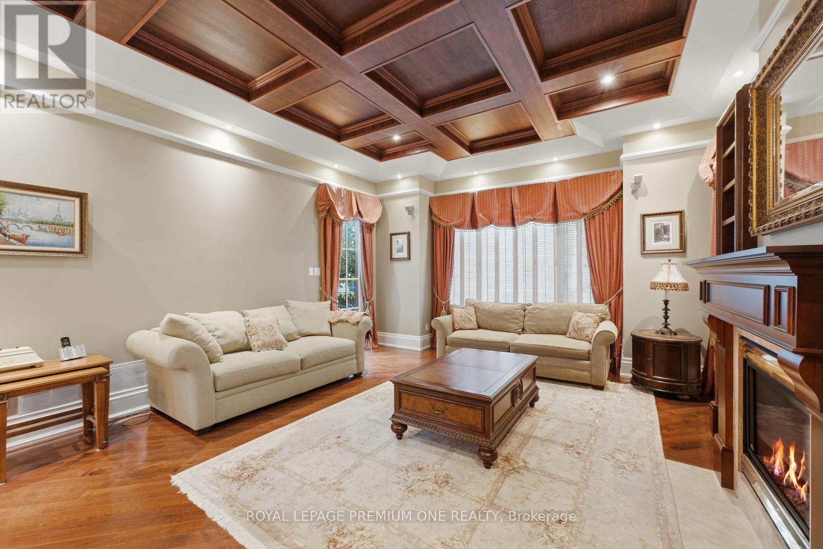 36 Northfield Court, Vaughan, Ontario  L0J 1C0 - Photo 9 - N13782136