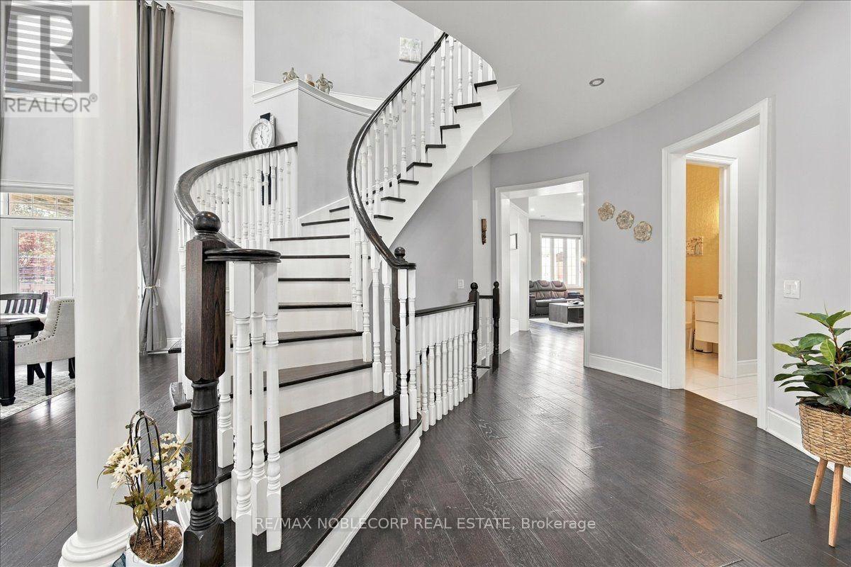 15 Degrey Drive, Brampton, Ontario  L6P 3T6 - Photo 16 - W13782454