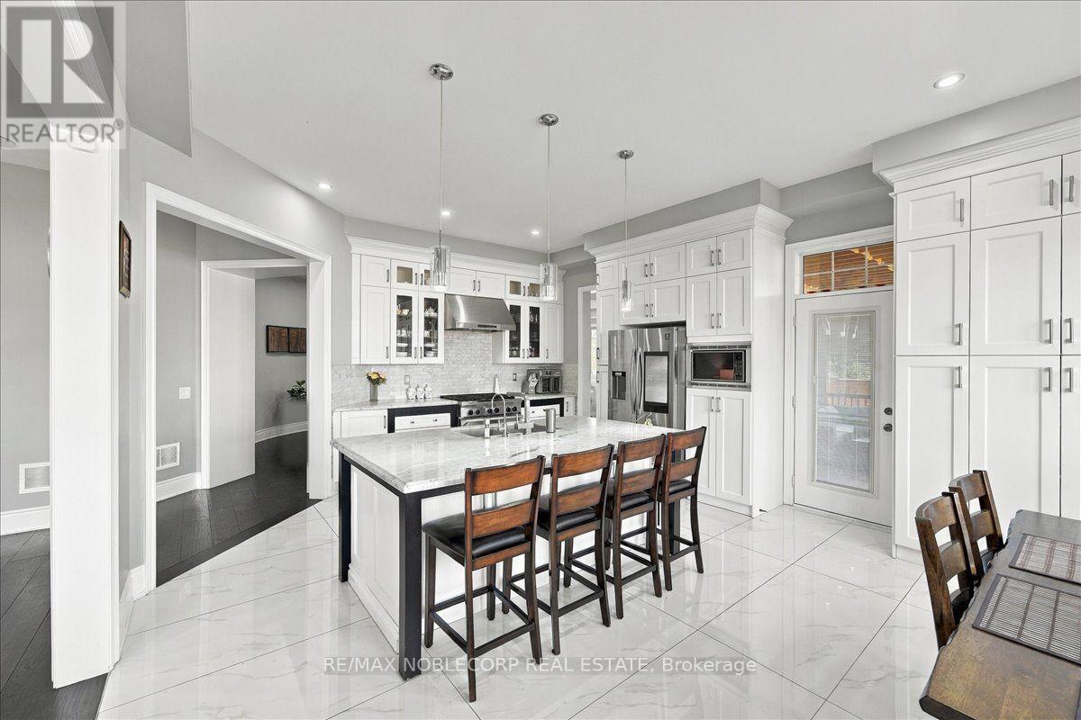 15 Degrey Drive, Brampton, Ontario  L6P 3T6 - Photo 17 - W13782454