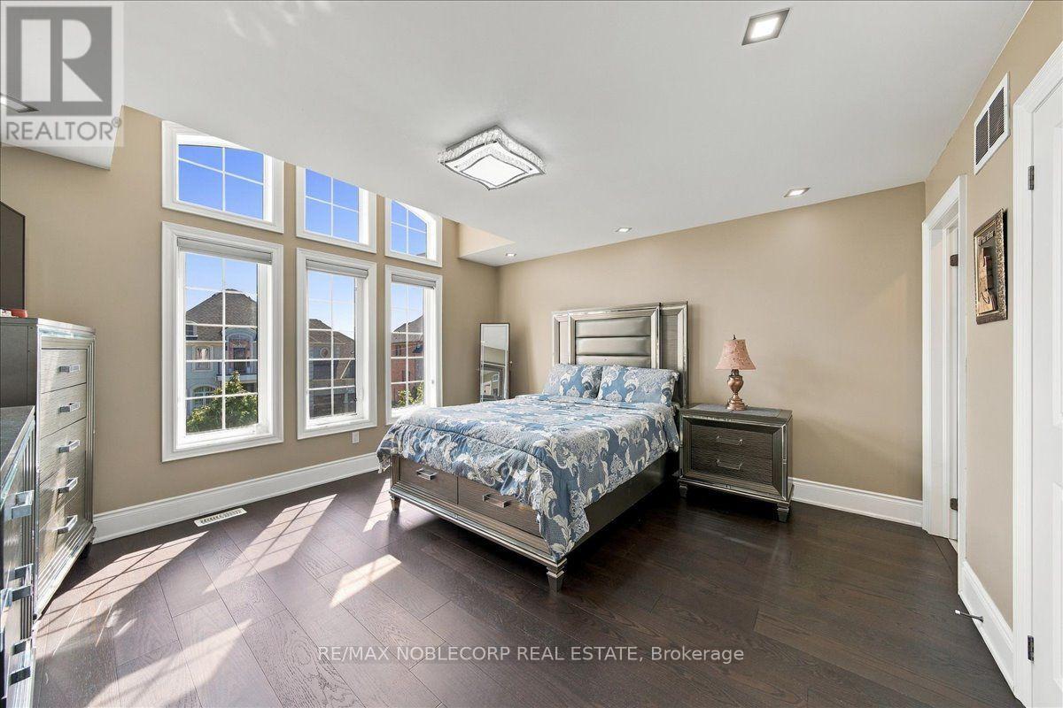 15 Degrey Drive, Brampton, Ontario  L6P 3T6 - Photo 32 - W13782454