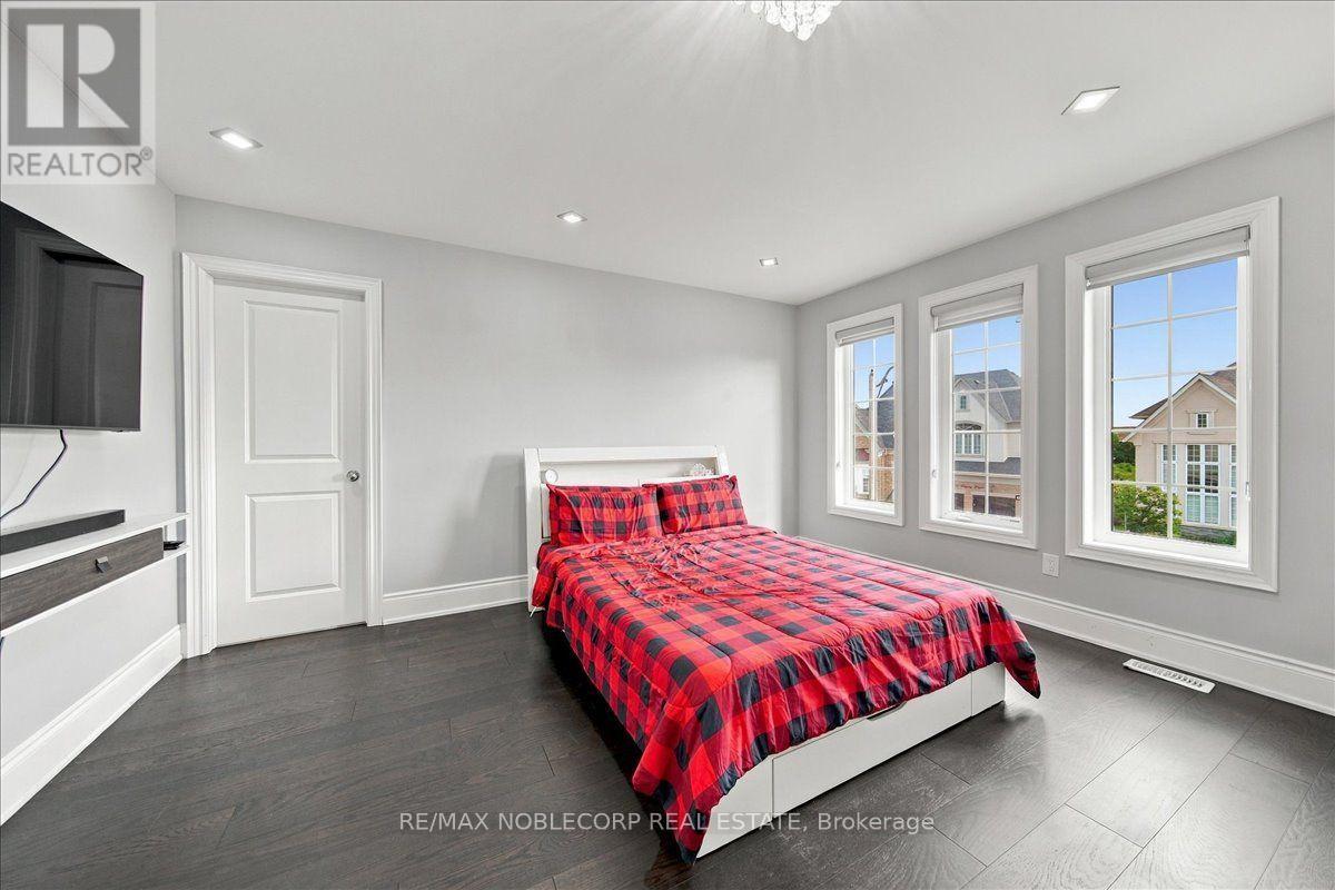 15 Degrey Drive, Brampton, Ontario  L6P 3T6 - Photo 35 - W13782454