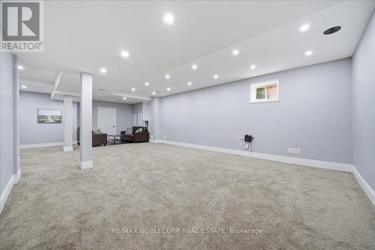15 Degrey Drive, Brampton, Ontario  L6P 3T6 - Photo 40 - W13782454