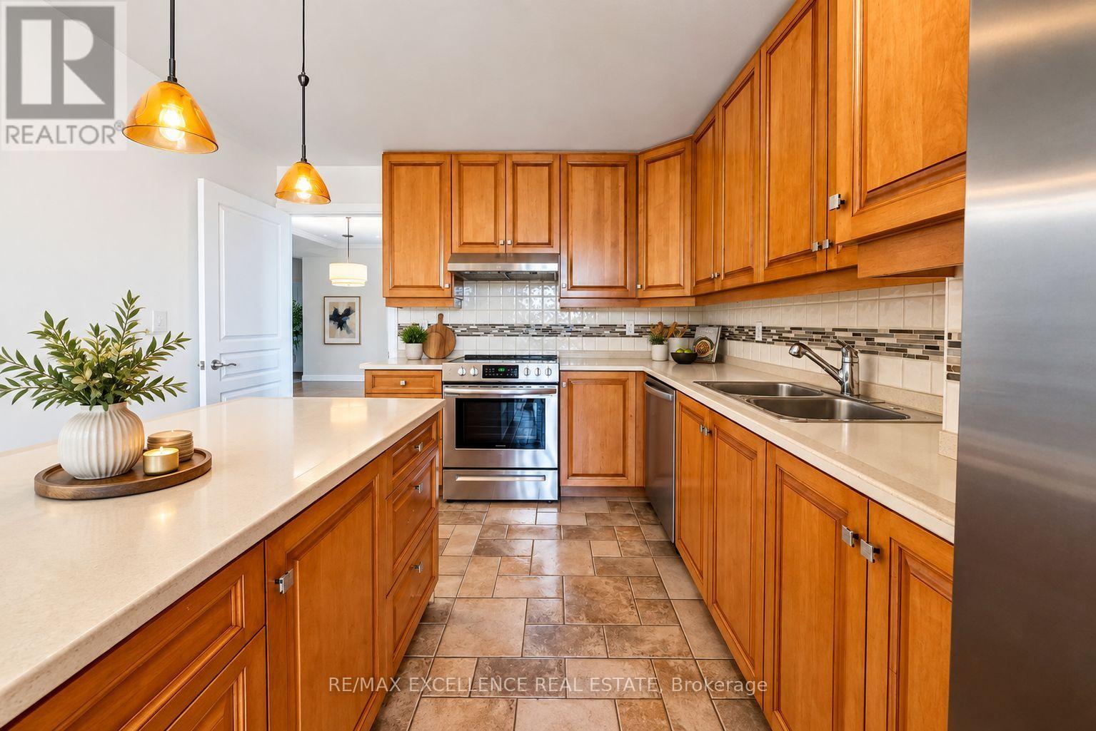 1201 - 1 Belvedere Court N, Brampton, Ontario  L6V 4M6 - Photo 9 - W13782472