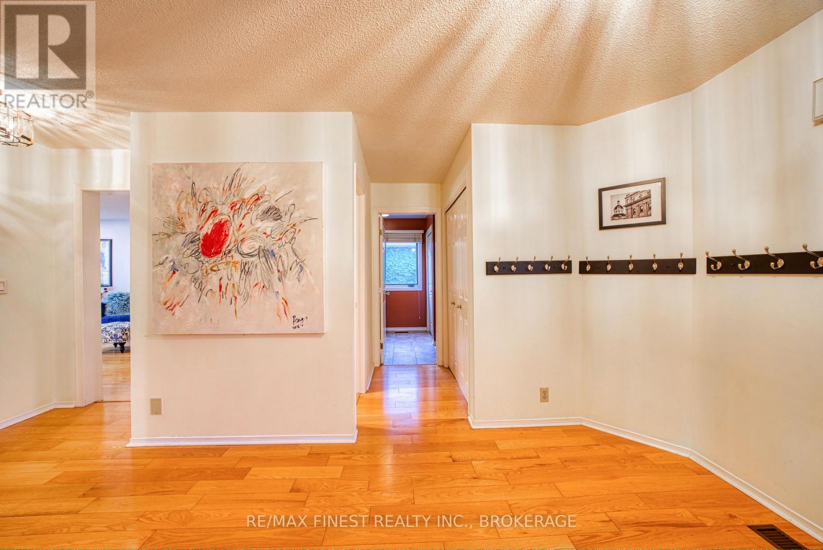 719 Woodside Drive, Kingston, Ontario  K7P 2R4 - Photo 4 - X13782174