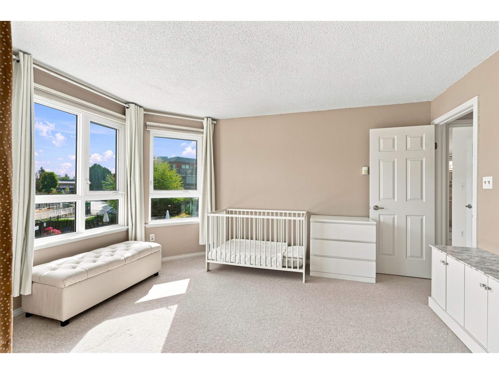 203 1840 E Southmere Crescent, Surrey, British Columbia  V4A 9C5 - Photo 18 - R3165212