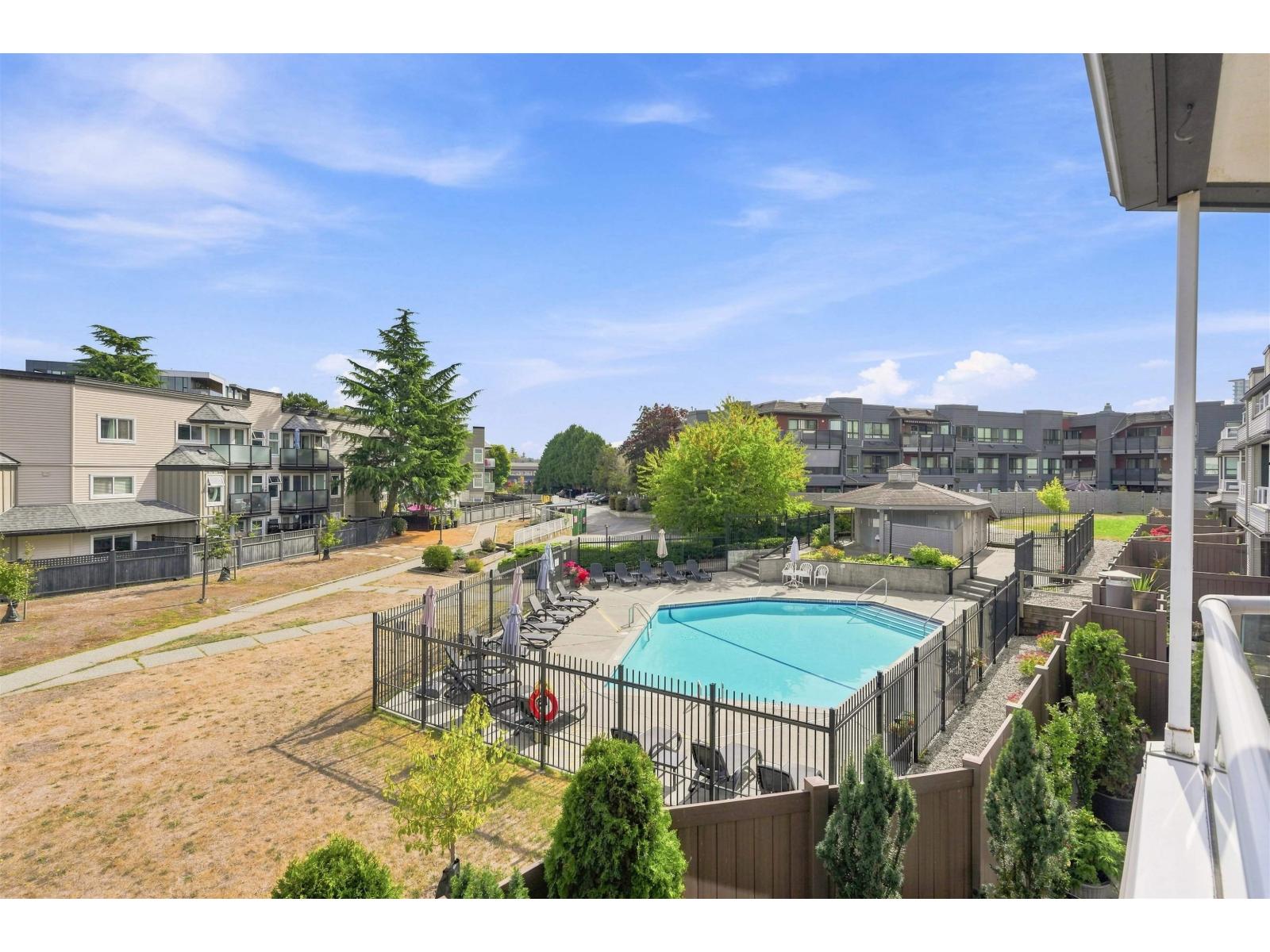 203 1840 E Southmere Crescent, Surrey, British Columbia  V4A 9C5 - Photo 23 - R3165212