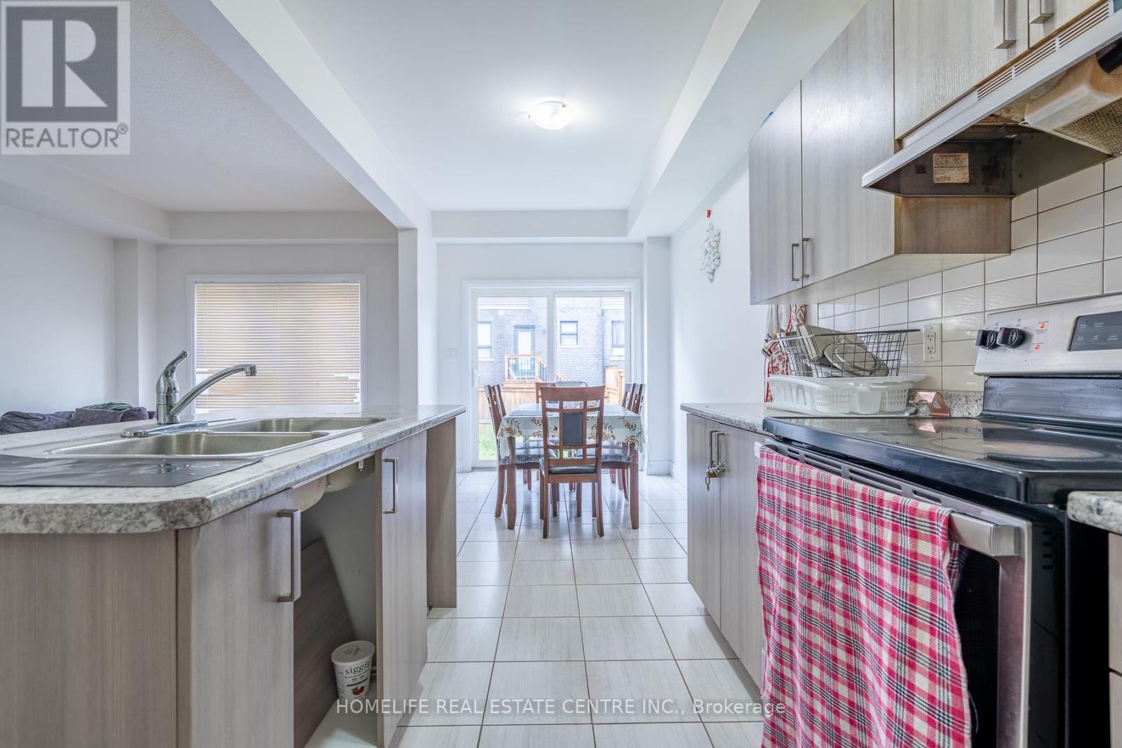 6691 Cropp Street, Niagara Falls, Ontario  L2E 0B7 - Photo 12 - X13782414
