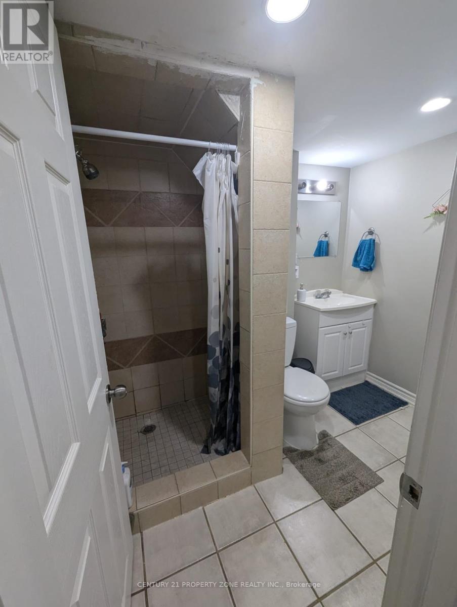 561 Mohawk Road W, Hamilton (Westcliffe), Ontario  L9C 1X5 - Photo 8 - X13782428