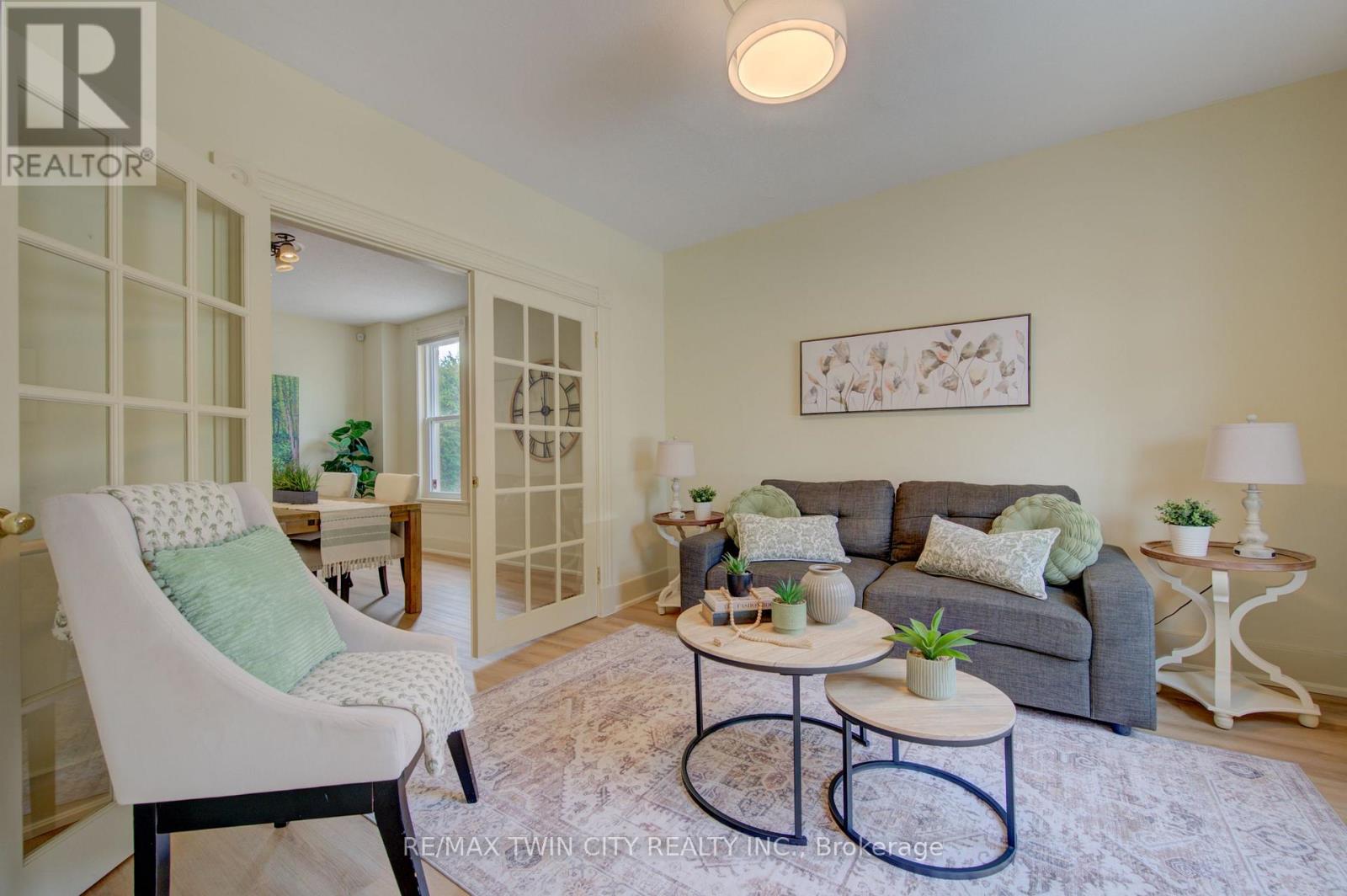 9 Salisbury Avenue, Cambridge, Ontario  N1S 1H7 - Photo 6 - X13782440
