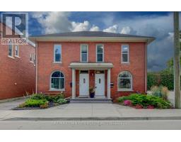 9 SALISBURY AVENUE, Cambridge, Ontario