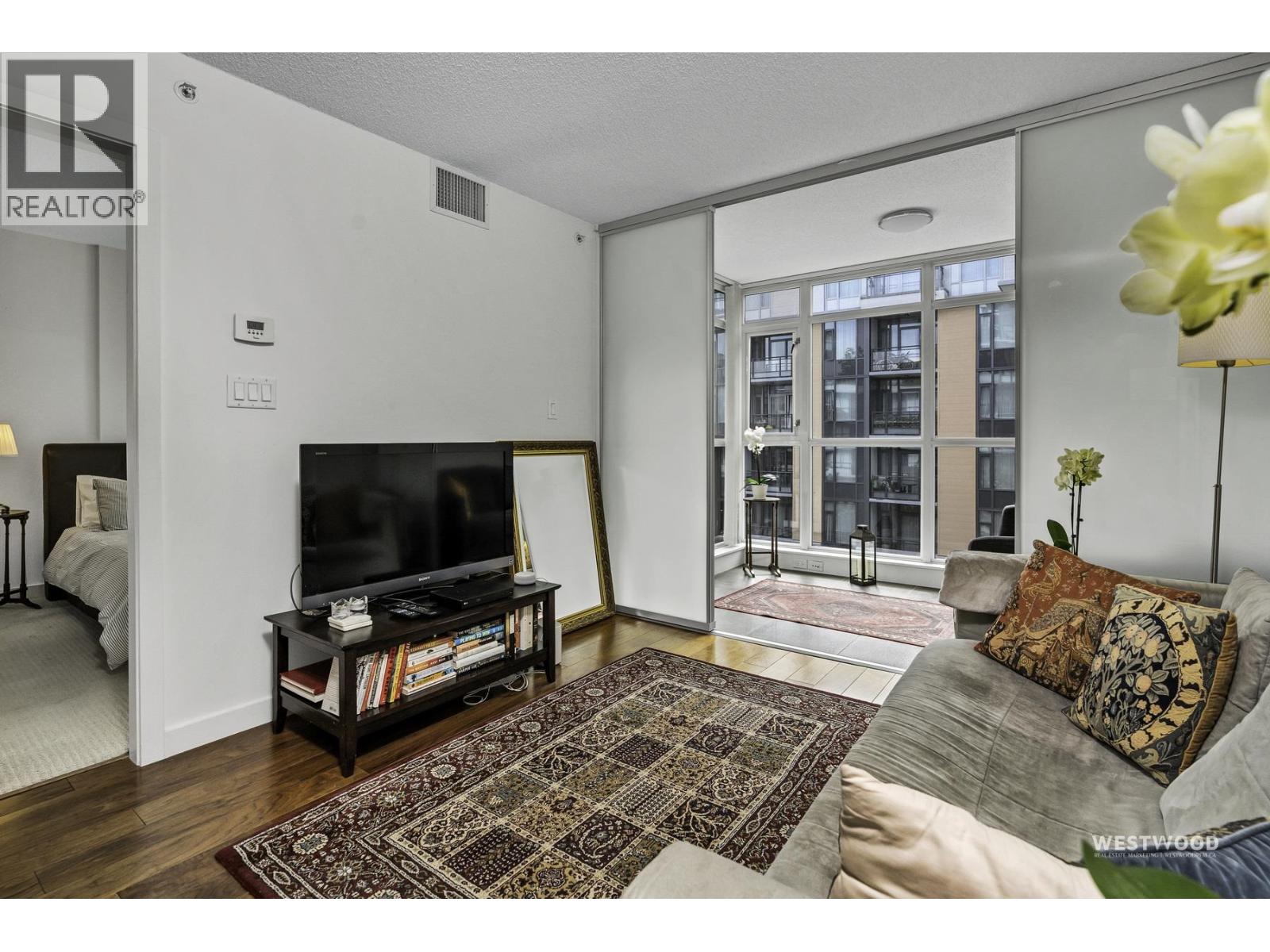 661 2080 W Broadway, Vancouver, British Columbia  V6J 0C7 - Photo 9 - R3164285