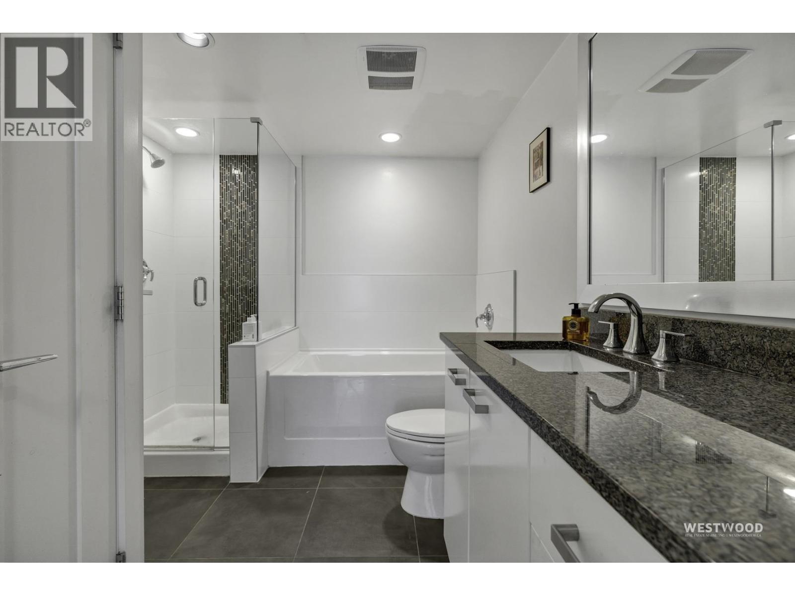 661 2080 W Broadway, Vancouver, British Columbia  V6J 0C7 - Photo 19 - R3164285