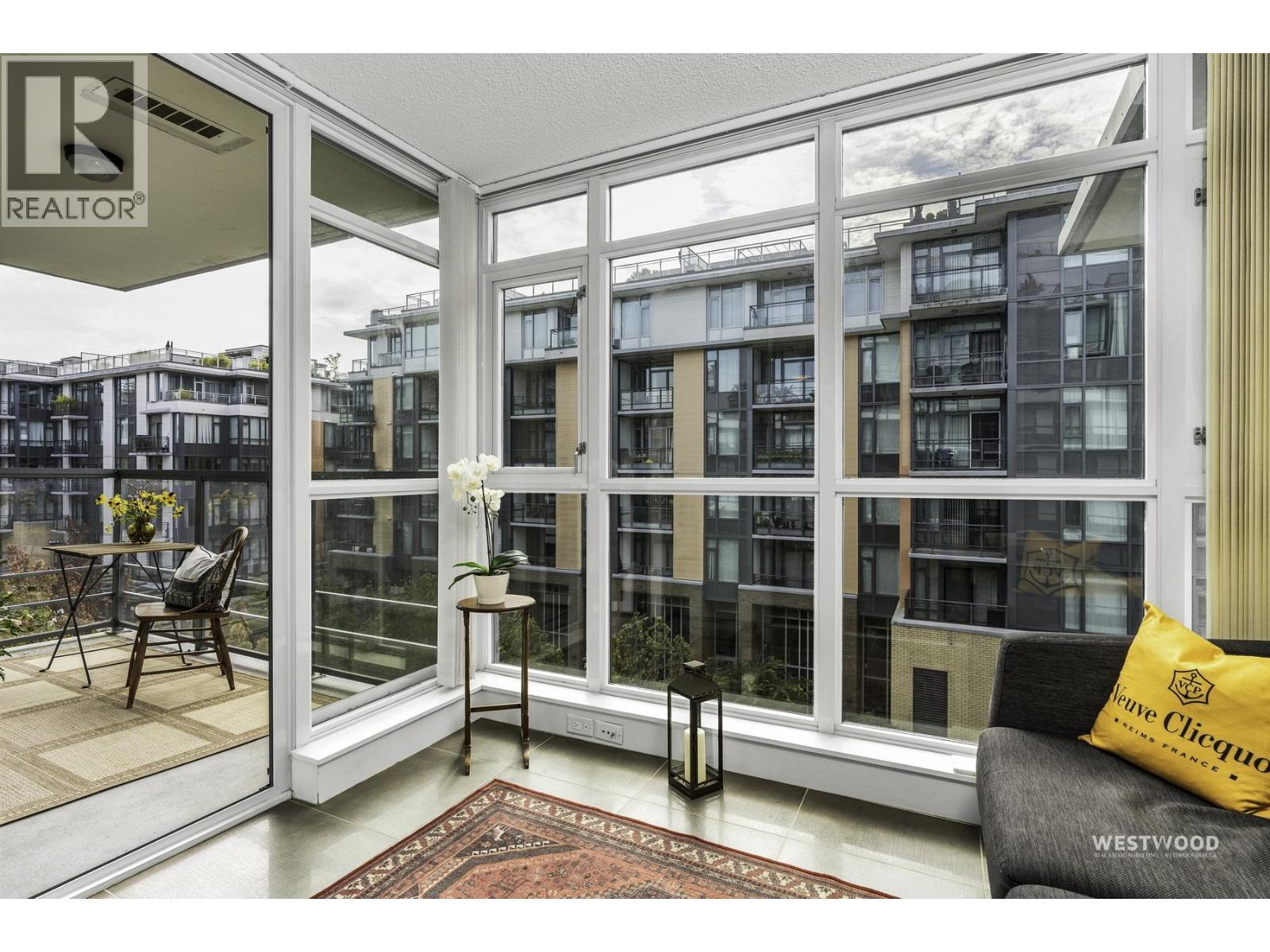 661 2080 W Broadway, Vancouver, British Columbia  V6J 0C7 - Photo 12 - R3164285