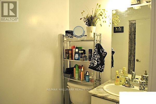 Gt9 - 539 Jarvis Street, Toronto, Ontario  M4Y 2H7 - Photo 16 - C13782348