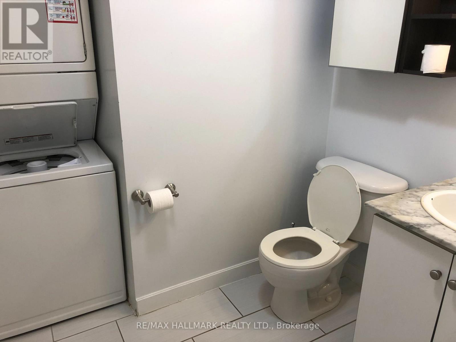 Gt9 - 539 Jarvis Street, Toronto, Ontario  M4Y 2H7 - Photo 10 - C13782348