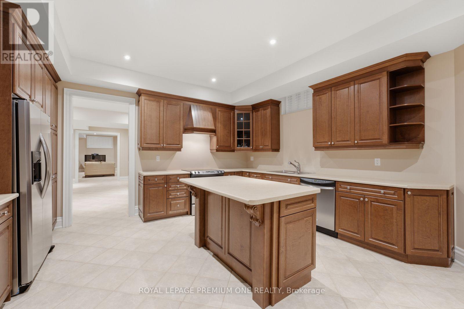 36 Northfield Court, Vaughan, Ontario  L0J 1C0 - Photo 31 - N13782136