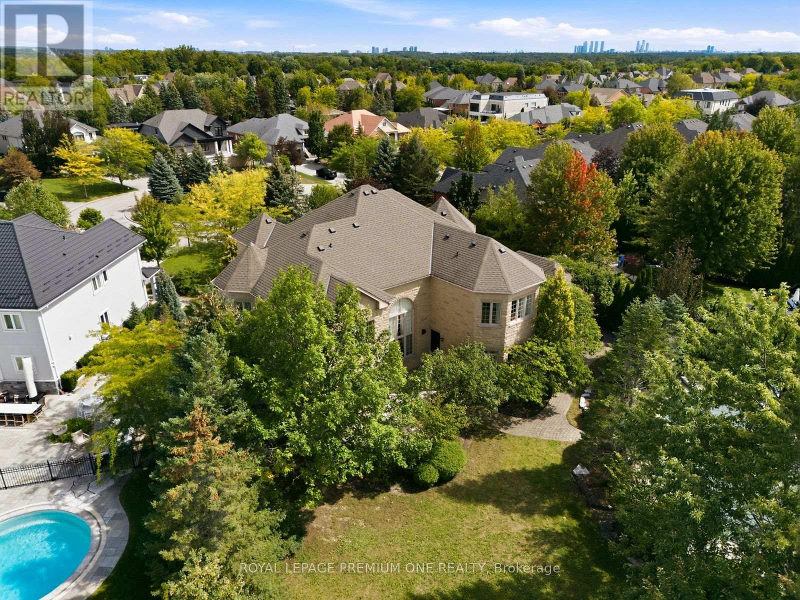 36 Northfield Court, Vaughan, Ontario  L0J 1C0 - Photo 37 - N13782136