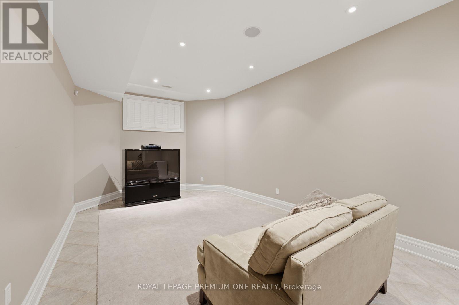 36 Northfield Court, Vaughan, Ontario  L0J 1C0 - Photo 29 - N13782136