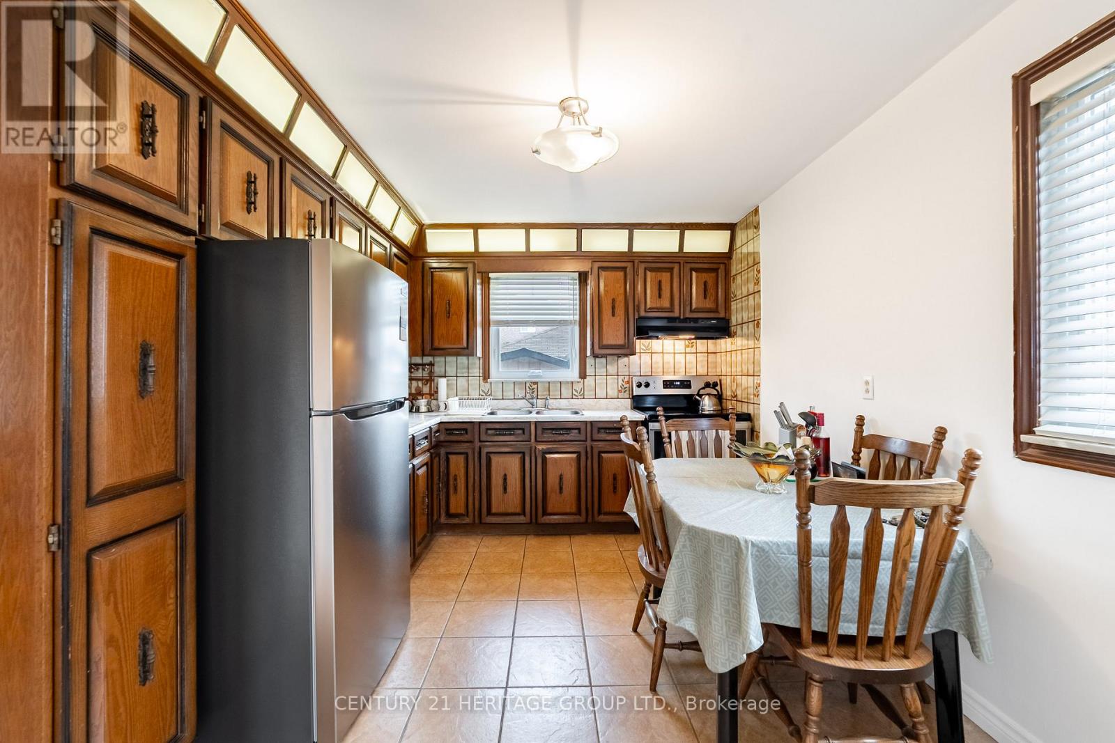 19 Lantos Court, Toronto, Ontario  M3M 1G4 - Photo 17 - W13479286