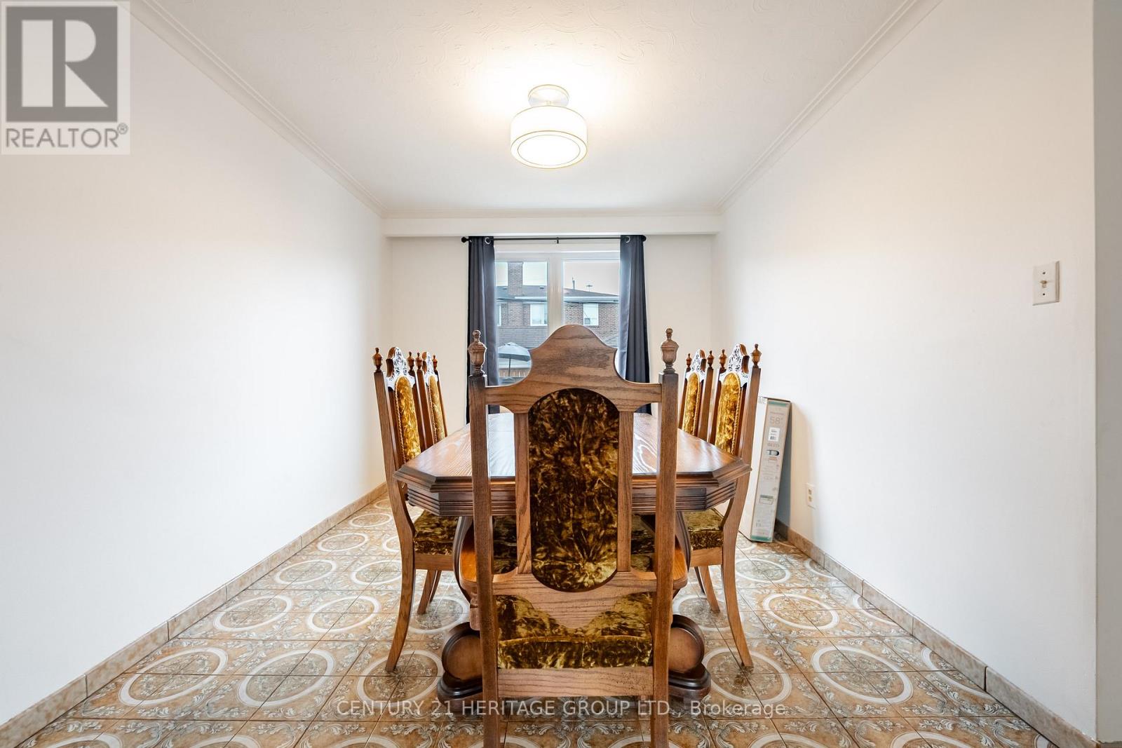 19 Lantos Court, Toronto, Ontario  M3M 1G4 - Photo 13 - W13479286
