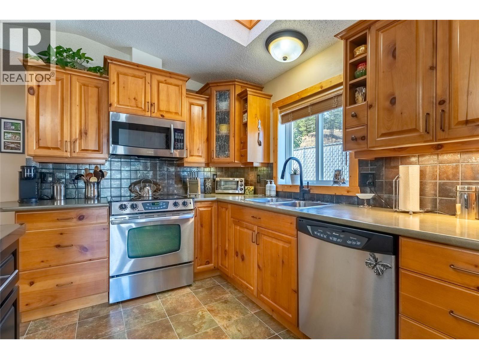 1555 Howe Road Unit# 86, Kamloops, British Columbia  V1S 1Y4 - Photo 6 - 10400448
