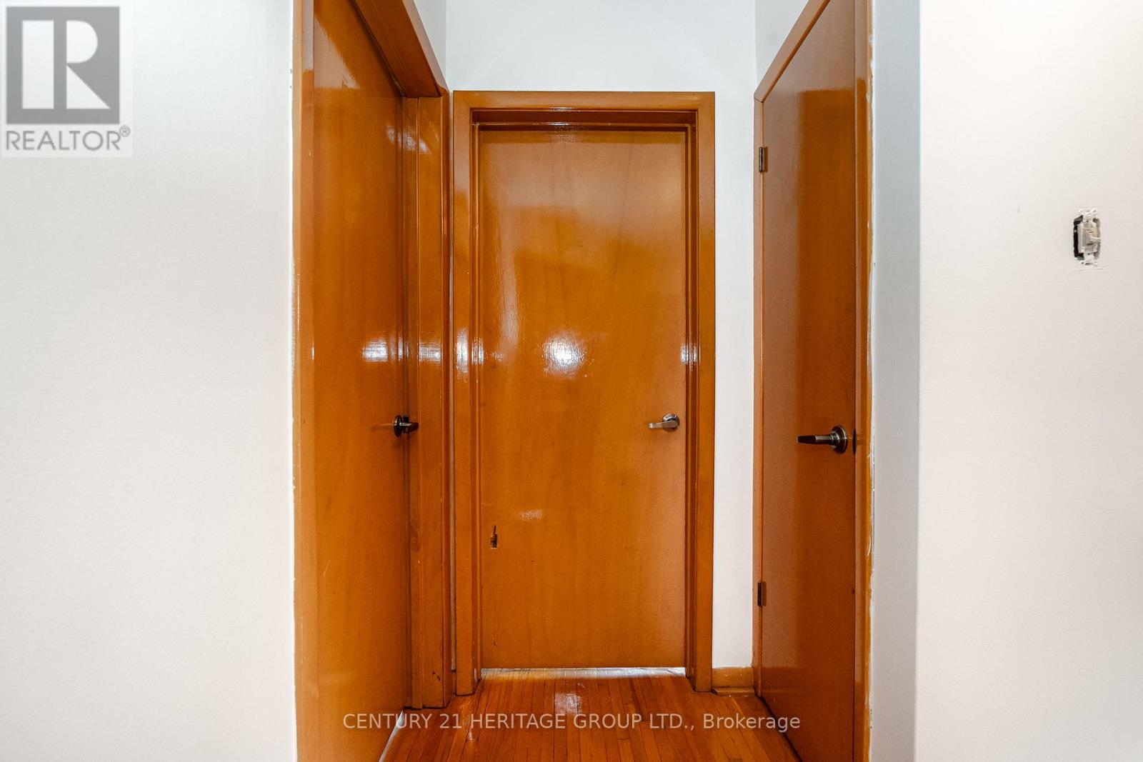 19 Lantos Court, Toronto, Ontario  M3M 1G4 - Photo 32 - W13479286
