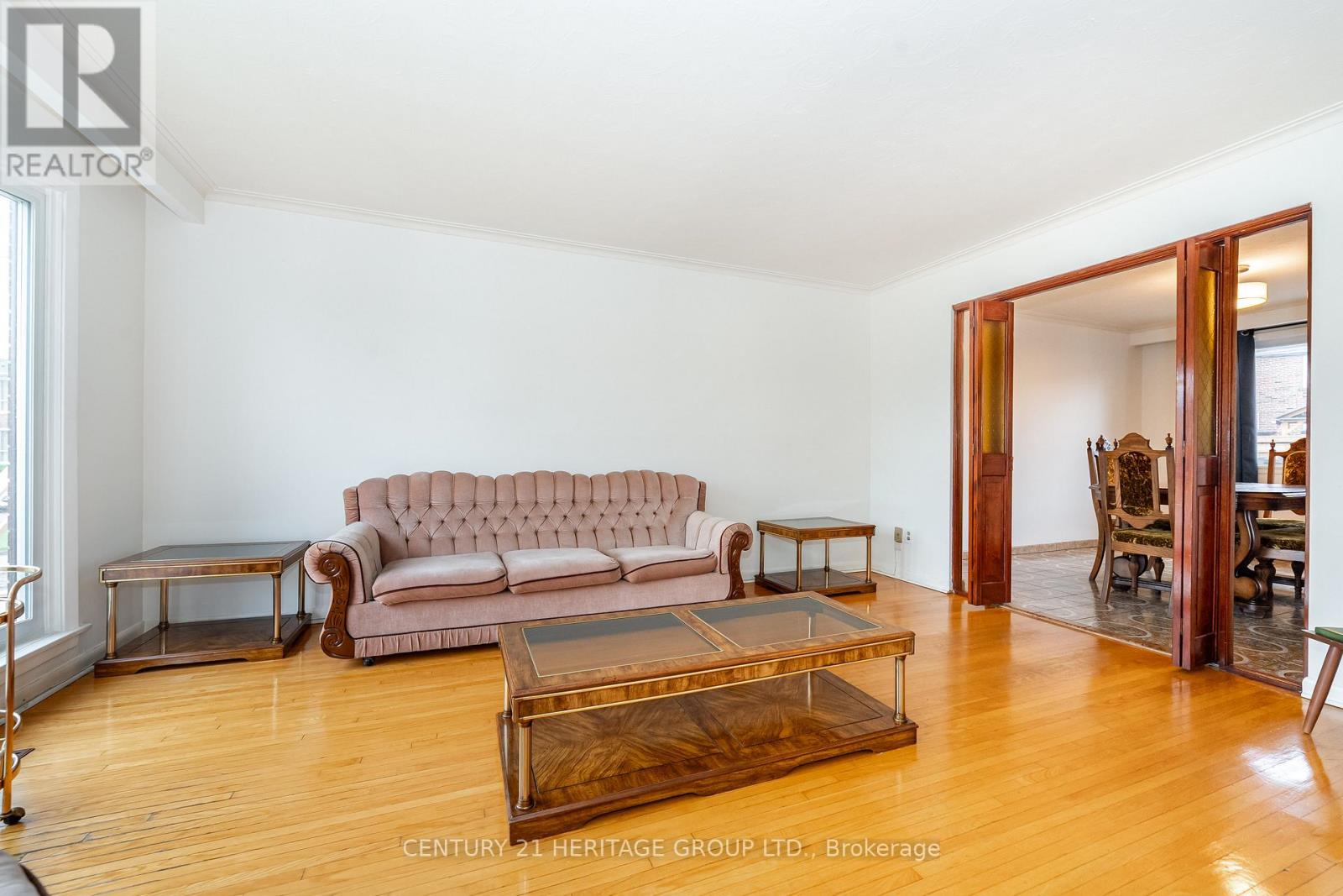 19 Lantos Court, Toronto, Ontario  M3M 1G4 - Photo 8 - W13479286