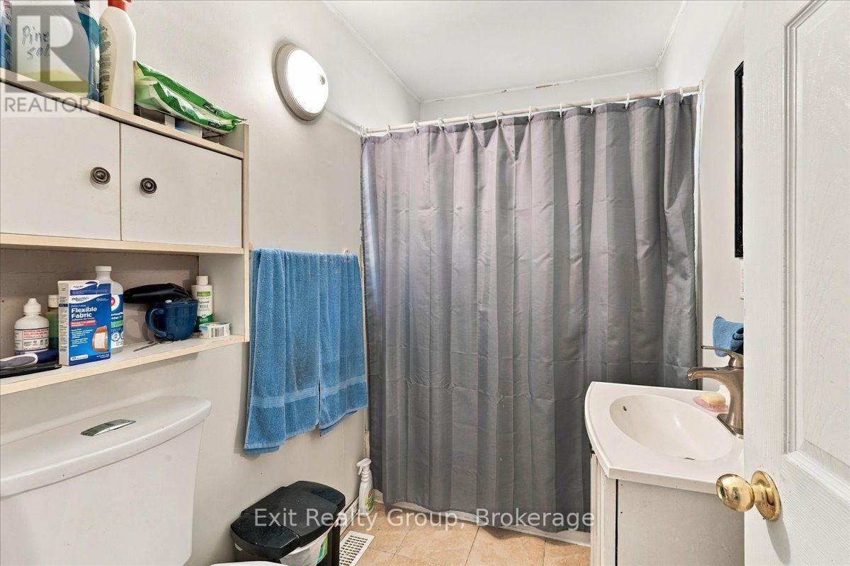 2298 Hamilton Road, Quinte West, Ontario  K8V 5P8 - Photo 11 - X13782534