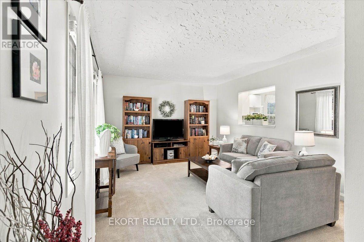 13 Montgomery Boulevard, Belleville, Ontario  K8N 1J1 - Photo 4 - X13782678