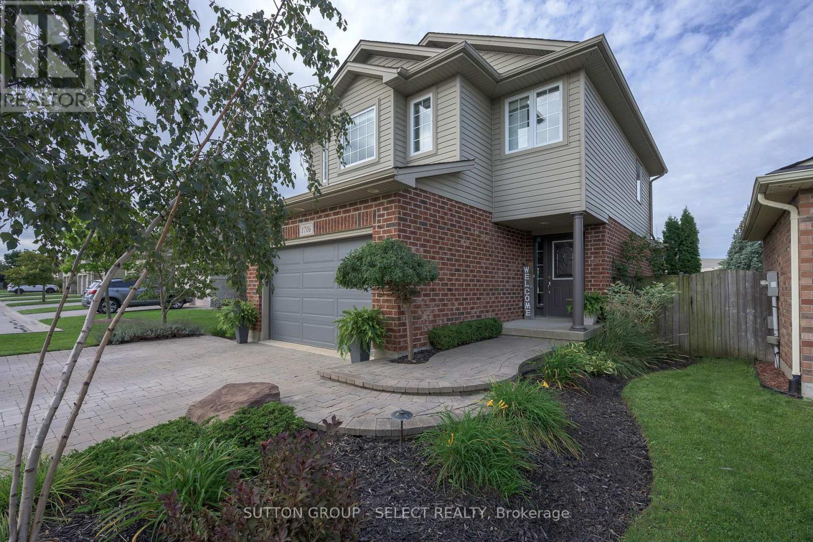 1706 BAYSWATER CRESCENT, London North, Ontario
