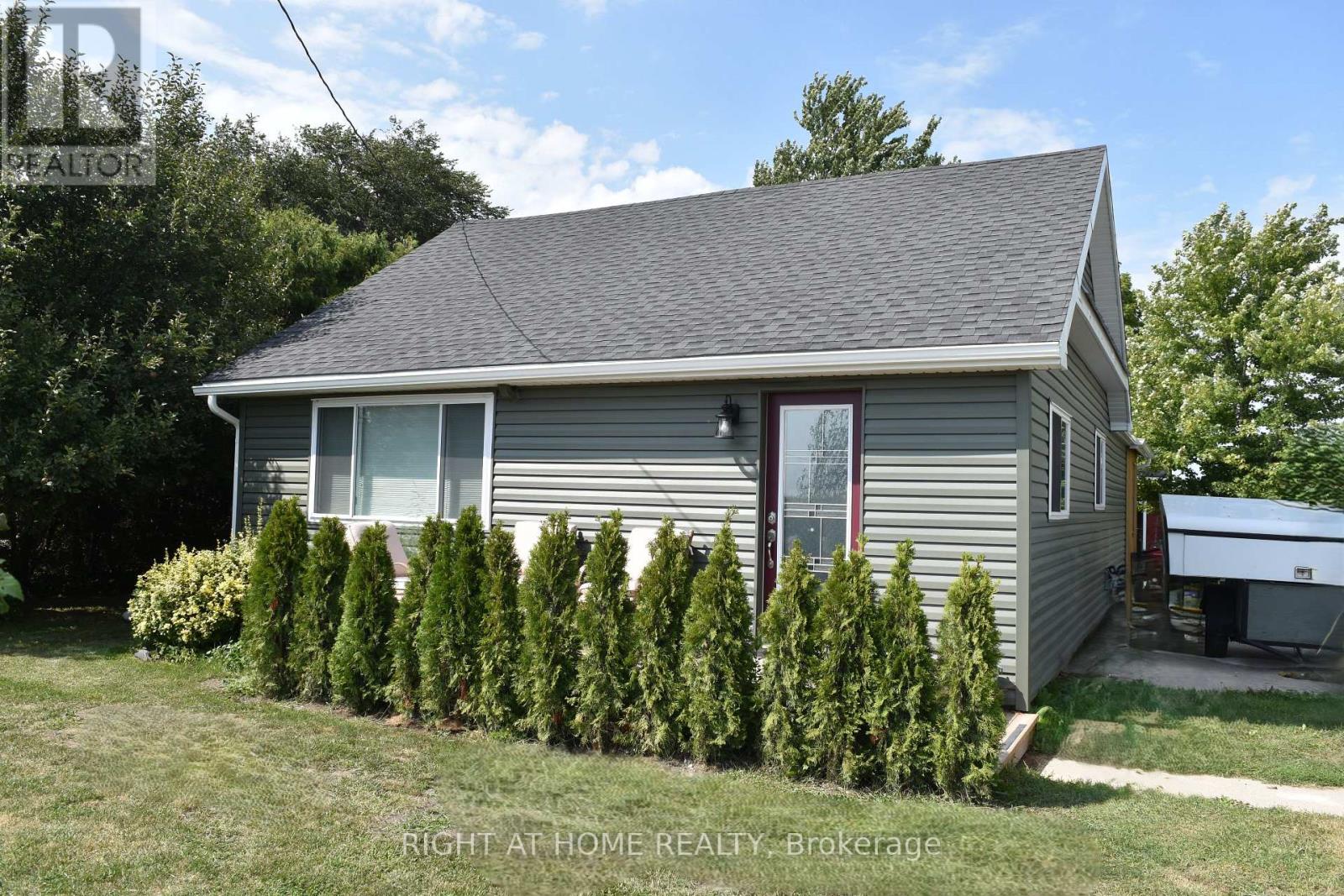7231 Baseline Road E, Chatham-Kent, Ontario  N8A 4L3 - Photo 1 - X13782686