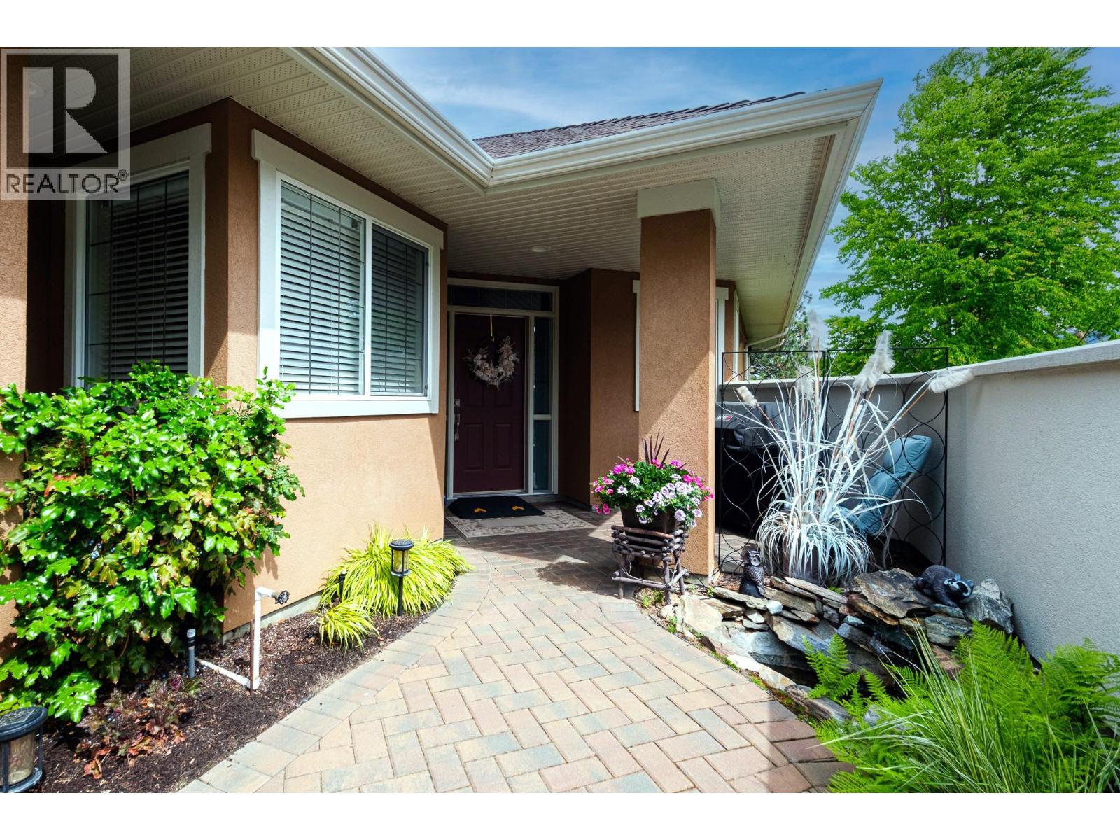 4520 Gallaghers Lookout Unit# 4, Kelowna, BC V1W 3Z8
