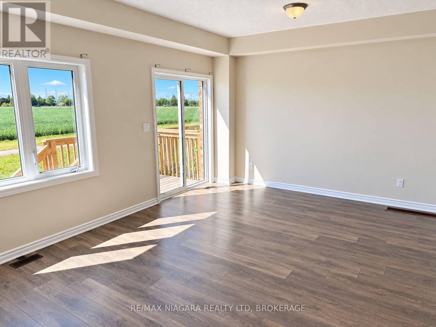 109 SAPPHIRE WAY