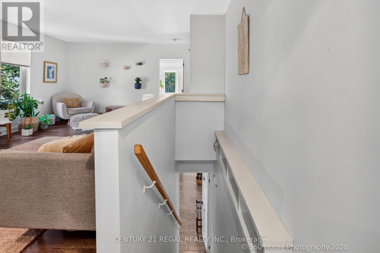 2nd Fl - 36 West Lynn Avenue, Toronto, Ontario  M4C 3V8 - Photo 14 - E13782574