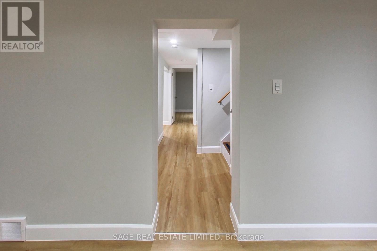 Lower - 2505 Gerrard Street E, Toronto, Ontario  M1N 1W7 - Photo 11 - E13782734