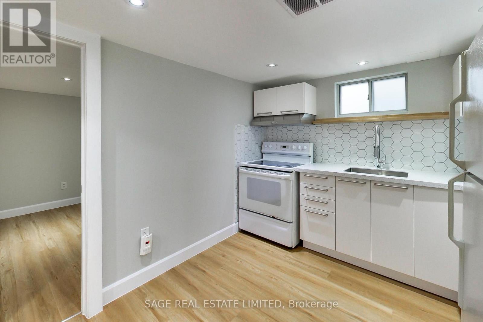 Lower - 2505 Gerrard Street E, Toronto, Ontario  M1N 1W7 - Photo 3 - E13782734