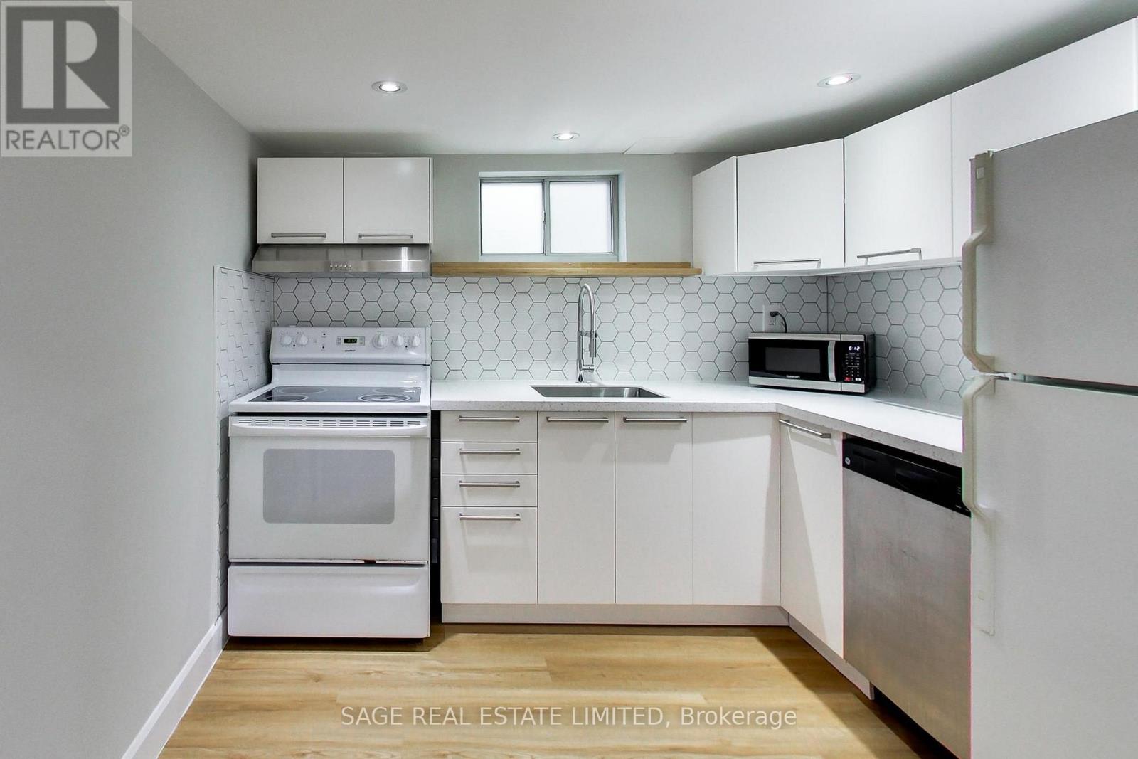 Lower - 2505 Gerrard Street E, Toronto, Ontario  M1N 1W7 - Photo 5 - E13782734