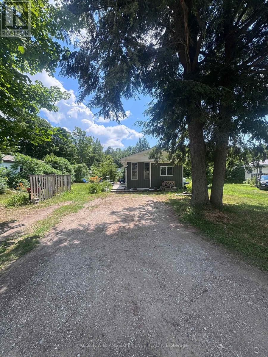 1701-49 Highway 11 Highway, Gravenhurst, Ontario  P0E 1G0 - Photo 2 - X13555612